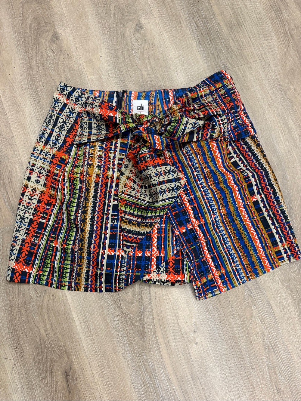 Cabi Printed Tie Waist Skirt Size 4 Boho Art Teacher Coastal Chic 0153